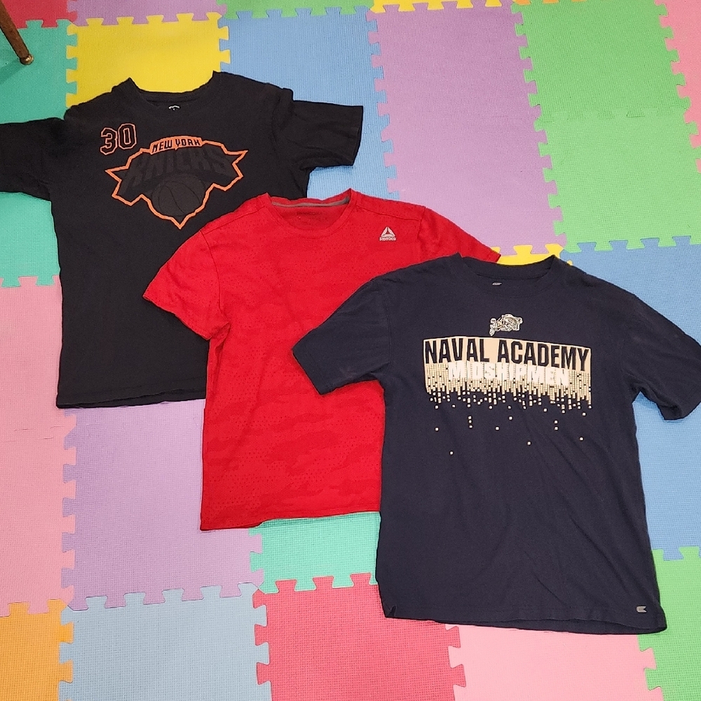 3 Mens Size Small Red and Blue Short Sleeve Tees Casual Collection